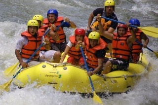  Aventura de rafting 